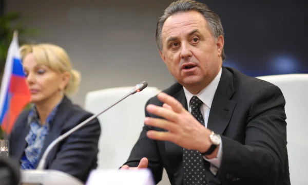 France Risks IMF, Commission Oversight if Macron Loses, Finance Minister Warns